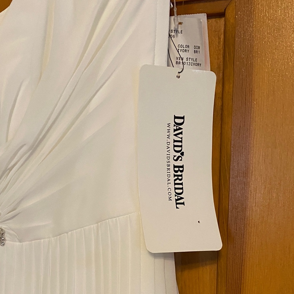 David's Bridal White Strapless Gown - Picture 2 of 4